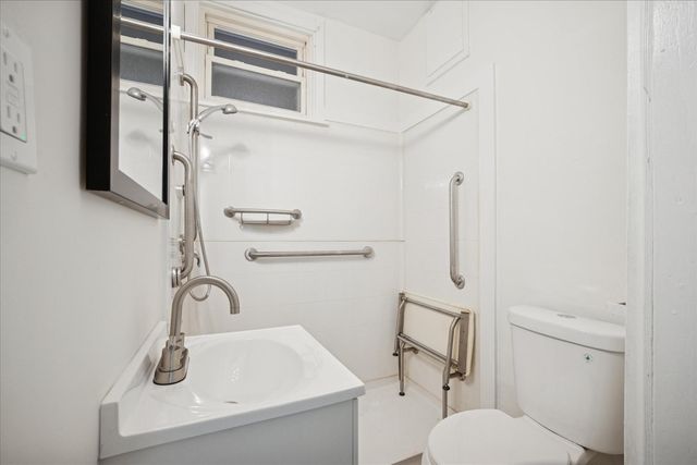 950 Oak Street, Unit 1, Toledo, OH 43605