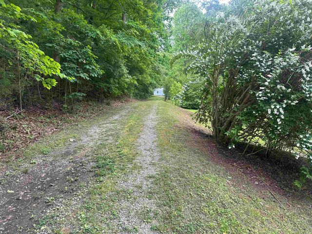 664 BALLENGER Road, Gaffney, SC 29340