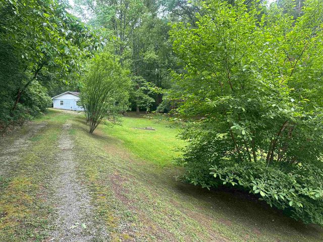664 BALLENGER Road, Gaffney, SC 29340