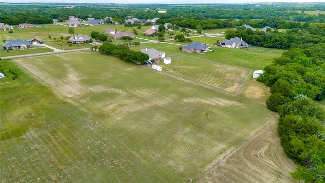 104 Green Meadow Court, Gunter, TX 75058
