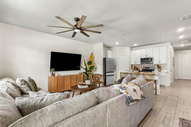 5739 SE Edgewater Circle, Stuart, FL 34997