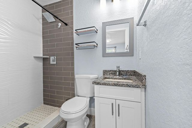 3605 W IOWA AVENUE, Tampa, FL 33611