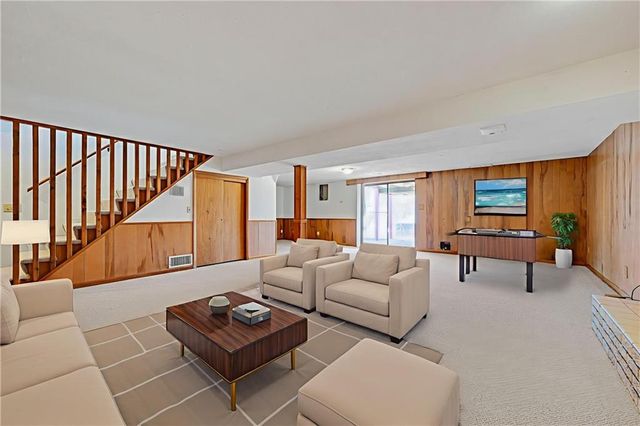 2219 N 82nd Terrace, Kansas City, KS 66109