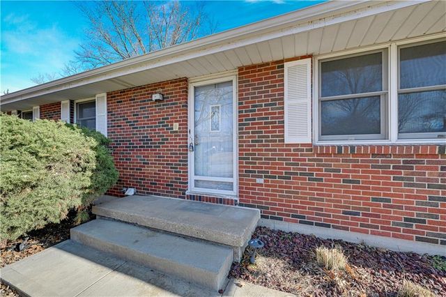 2219 N 82nd Terrace, Kansas City, KS 66109