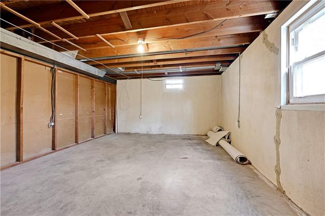 2219 N 82nd Terrace, Kansas City, KS 66109