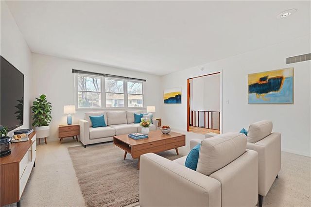 2219 N 82nd Terrace, Kansas City, KS 66109