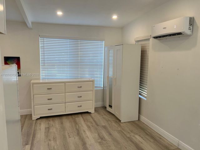 1612 Harrison St 11, Hollywood, FL 33020