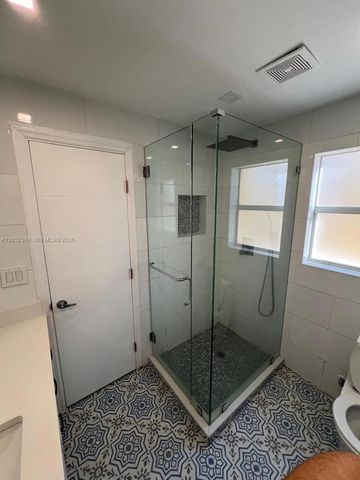 1612 Harrison St 11, Hollywood, FL 33020
