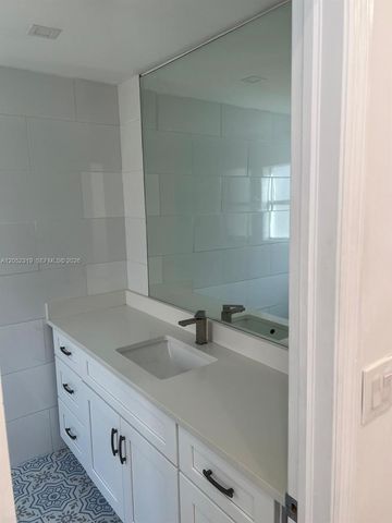 1612 Harrison St 11, Hollywood, FL 33020