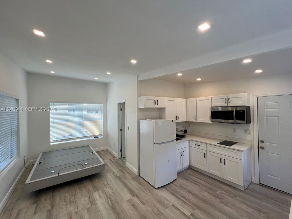 1612 Harrison St 11, Hollywood, FL 33020