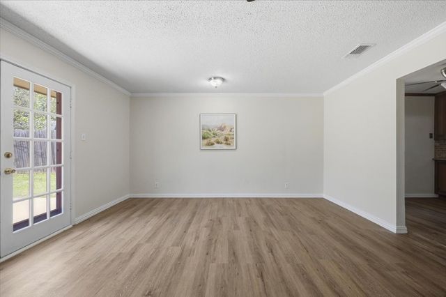 3613 Harber Drive, Bedford, TX 76021