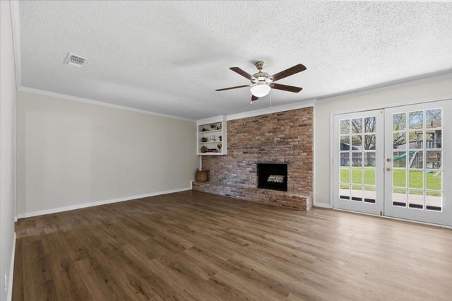 3613 Harber Drive, Bedford, TX 76021