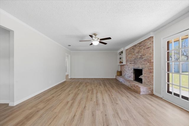 3613 Harber Drive, Bedford, TX 76021