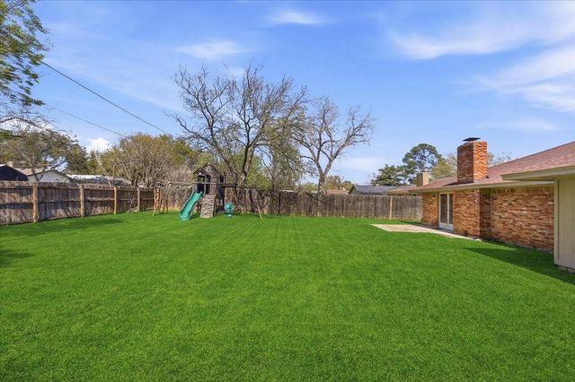 3613 Harber Drive, Bedford, TX 76021