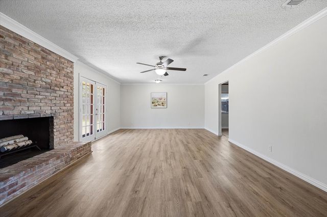 3613 Harber Drive, Bedford, TX 76021