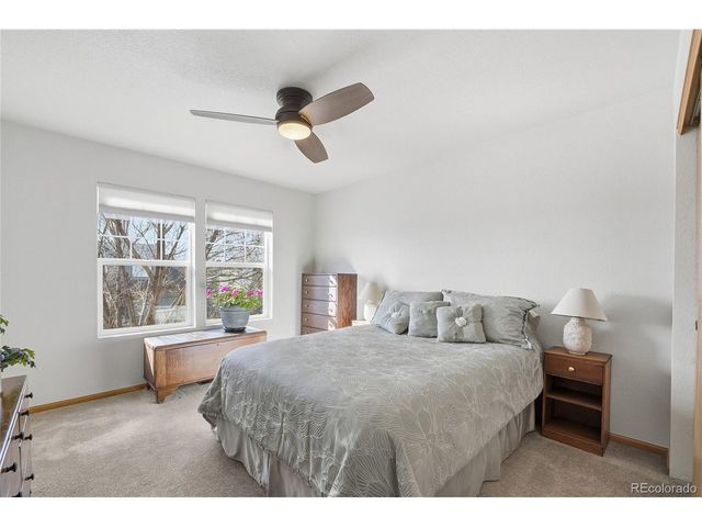 5860 Canyon Cir, Longmont, CO 80504