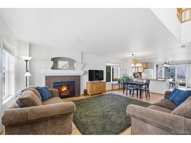 5860 Canyon Cir, Longmont, CO 80504