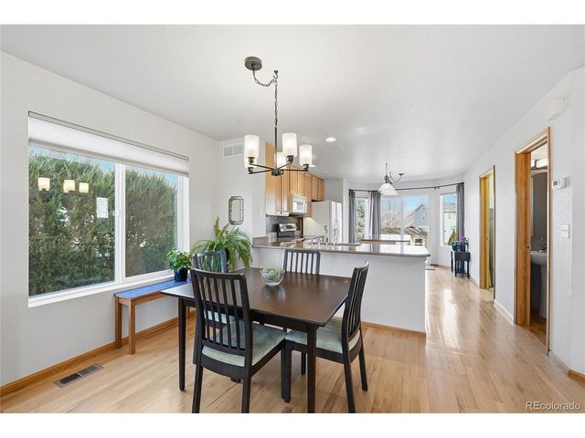 5860 Canyon Cir, Longmont, CO 80504