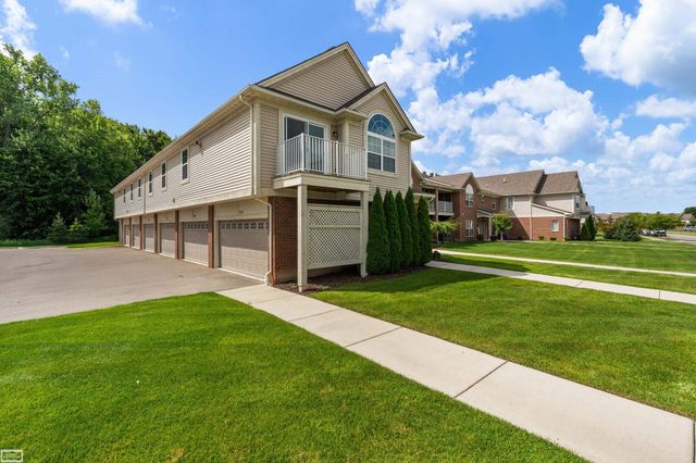 21912 Aberdeen Drive, Macomb Twp, MI 48042