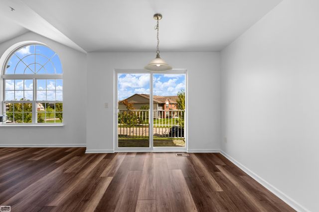 21912 Aberdeen Drive, Macomb Twp, MI 48042