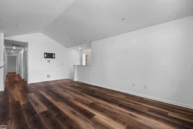 21912 Aberdeen Drive, Macomb Twp, MI 48042