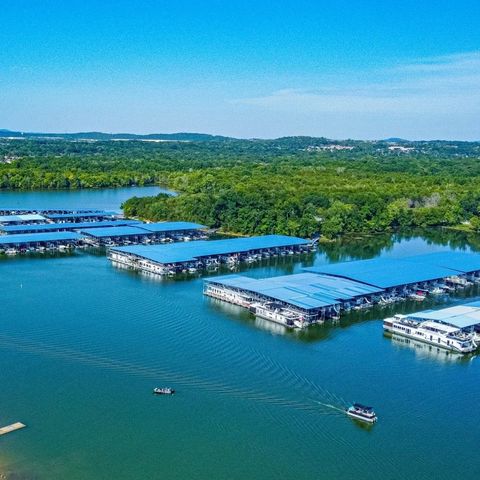 7424 E Winchester Dr, Antioch, TN 37013