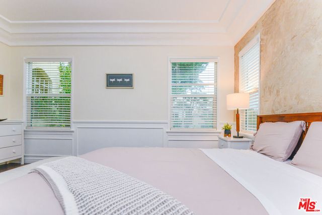 1017 S Alfred Street, Los Angeles, CA 90035