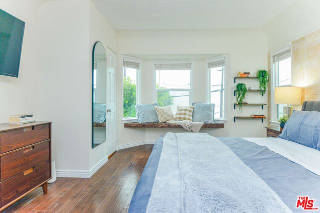 1017 S Alfred Street, Los Angeles, CA 90035