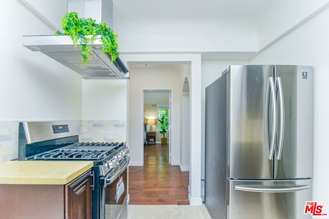 1017 S Alfred Street, Los Angeles, CA 90035