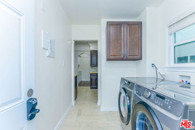 1017 S Alfred Street, Los Angeles, CA 90035