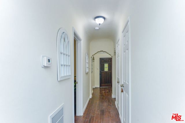 1017 S Alfred Street, Los Angeles, CA 90035