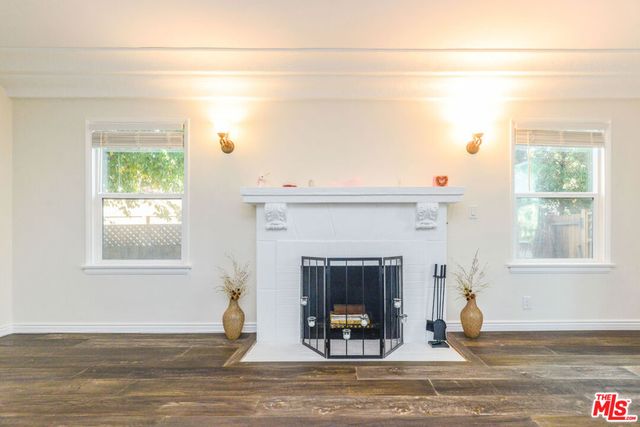 1017 S Alfred Street, Los Angeles, CA 90035