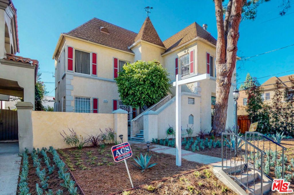 1017 S Alfred Street, Los Angeles, CA 90035