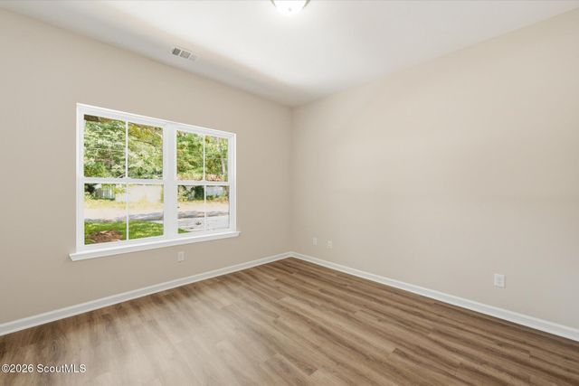 1302 Kentucky Street, Darien, GA 31305