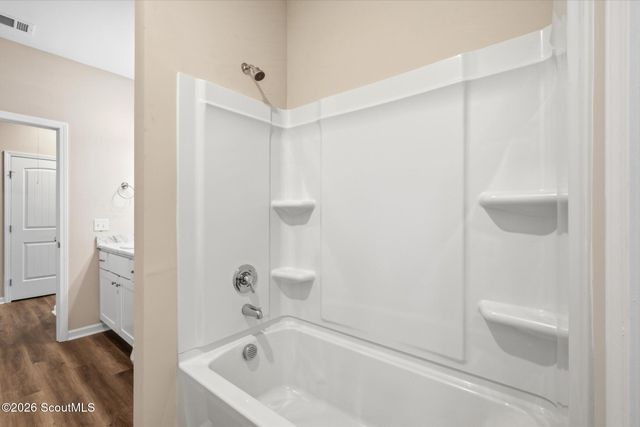 1302 Kentucky Street, Darien, GA 31305