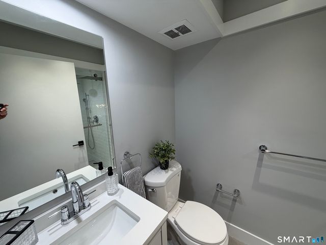 176 Heritage Village D, Southbury, CT 06488