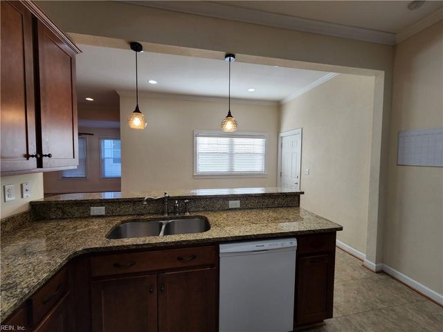 710 W 36th ST, Norfolk, VA 23508