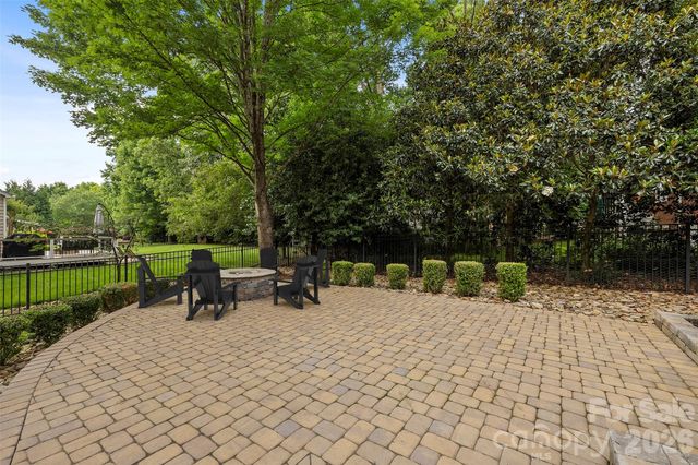 8023 Pendley Lane, Huntersville, NC 28078