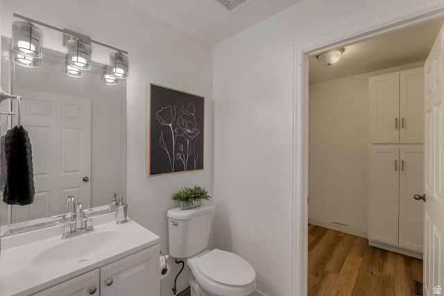128 W JAMAICA WAY, Saratoga Springs, UT 84045