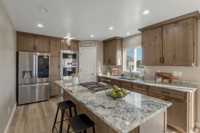 128 W JAMAICA WAY, Saratoga Springs, UT 84045