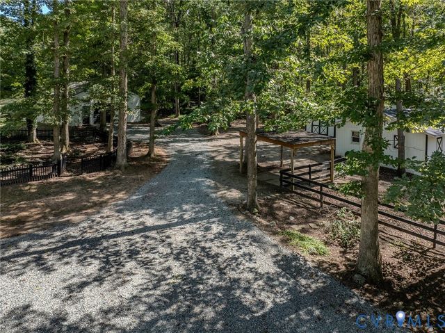3120 McQuinn Rd, Powhatan, VA 23139
