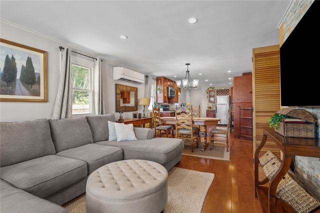 1958 Cranston Street, Cranston, RI 02920