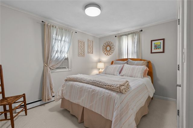 1958 Cranston Street, Cranston, RI 02920