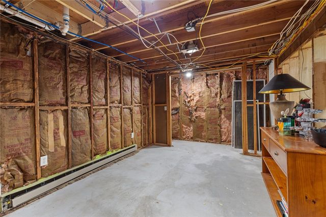 1958 Cranston Street, Cranston, RI 02920