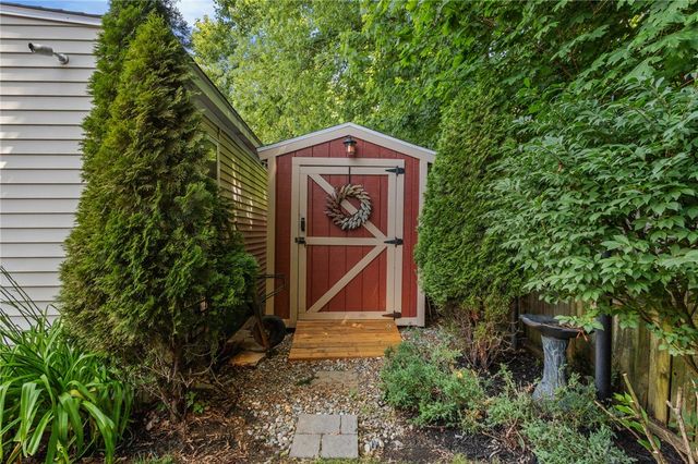 1958 Cranston Street, Cranston, RI 02920