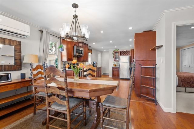 1958 Cranston Street, Cranston, RI 02920