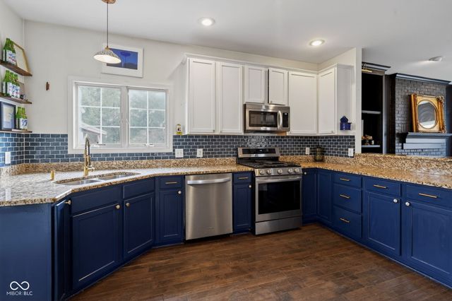 12033 Flint Stone Court, Fishers, IN 46037