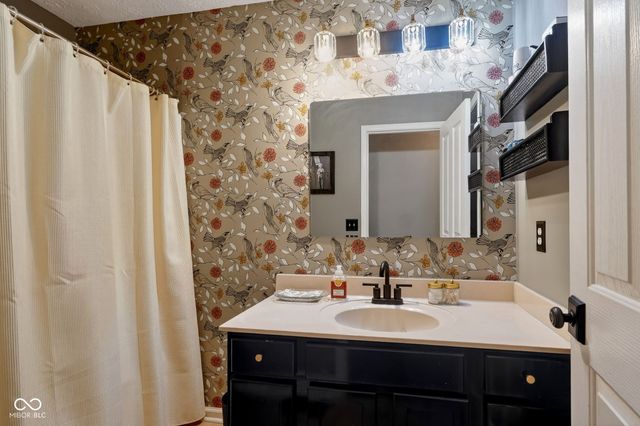 12033 Flint Stone Court, Fishers, IN 46037