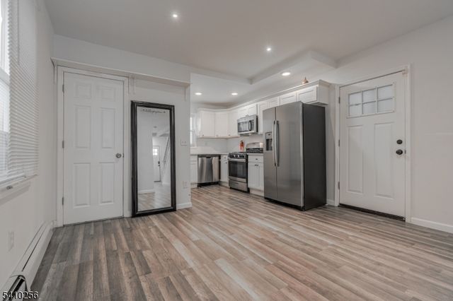 562 S 18Th St, Newark City, NJ 07103