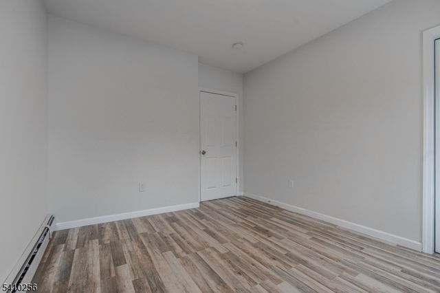 562 S 18Th St, Newark City, NJ 07103